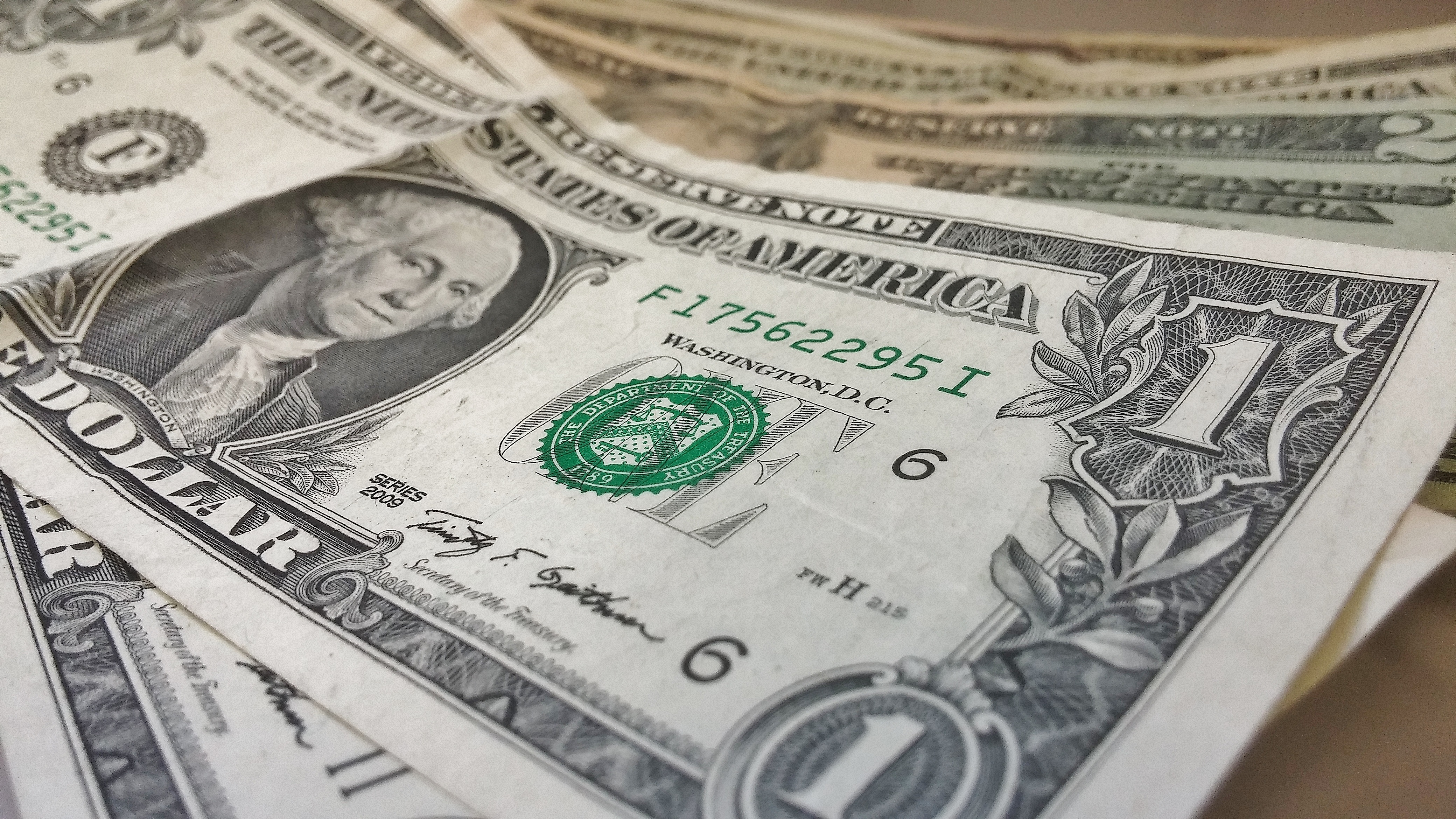 Descubra:  A Recente alta do dólar não afetará nos produtos Axis